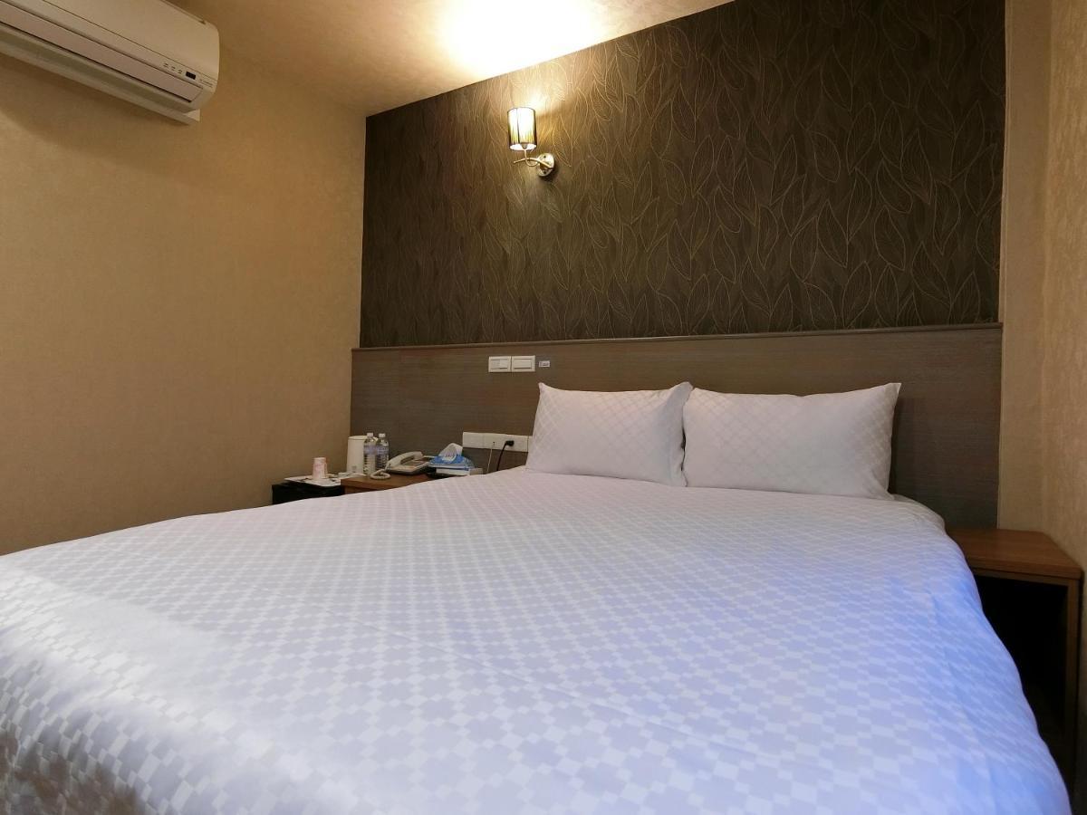Taiwan Seven Days Boutique Hotel Тайбэй Экстерьер фото
